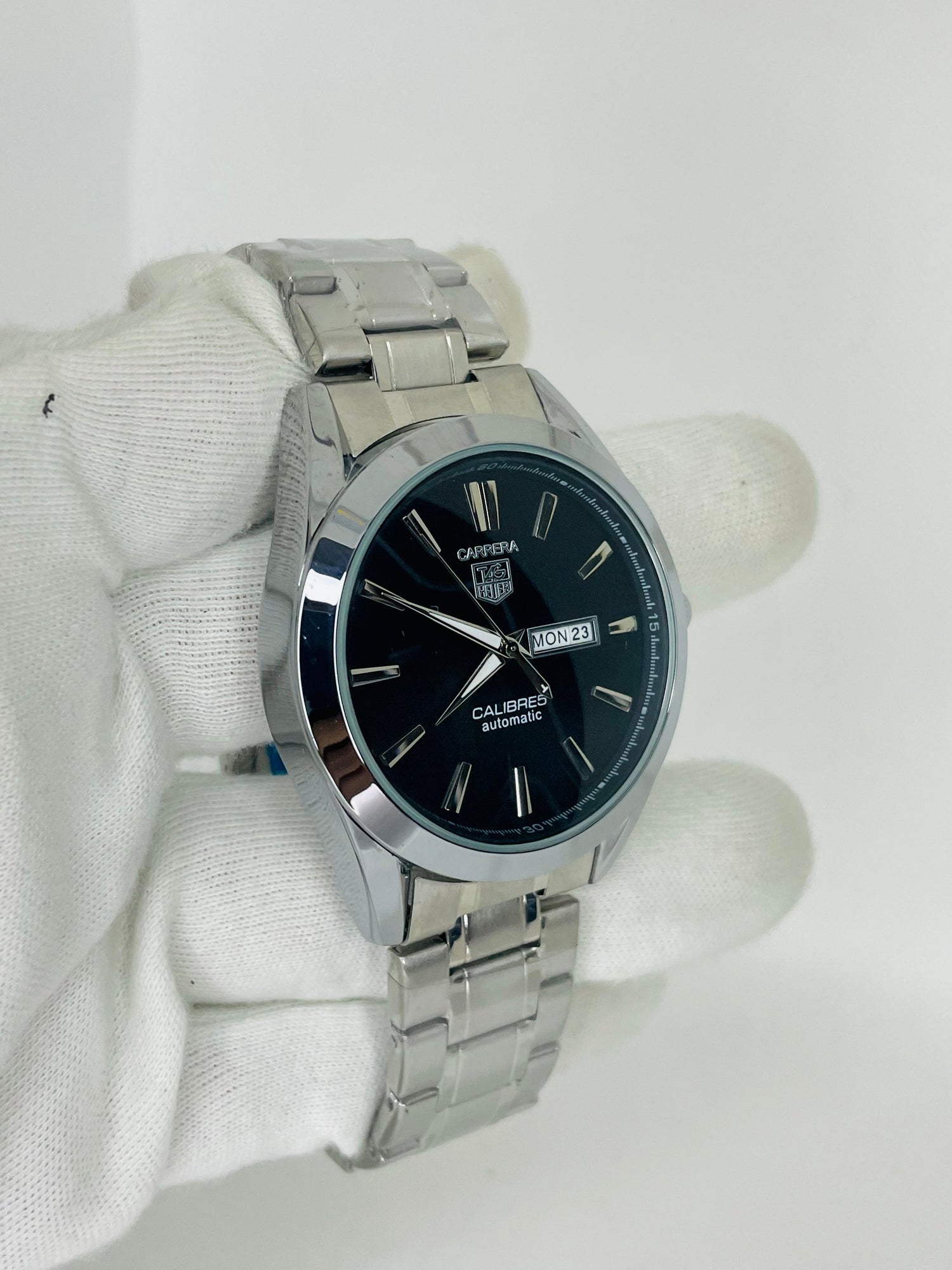 TAG HEUER CARRERA